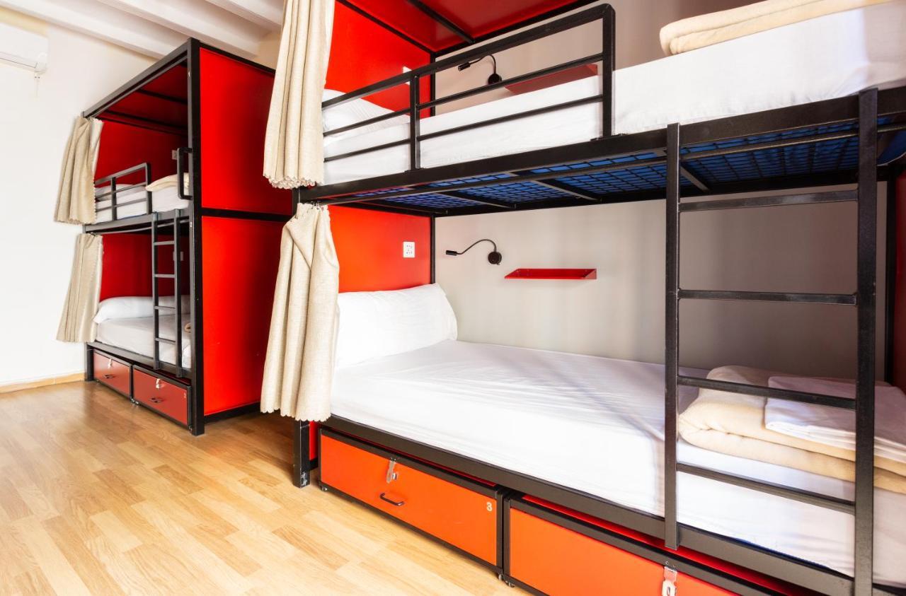 Mambo Tango Hostel Βαρκελώνη Εξωτερικό φωτογραφία
