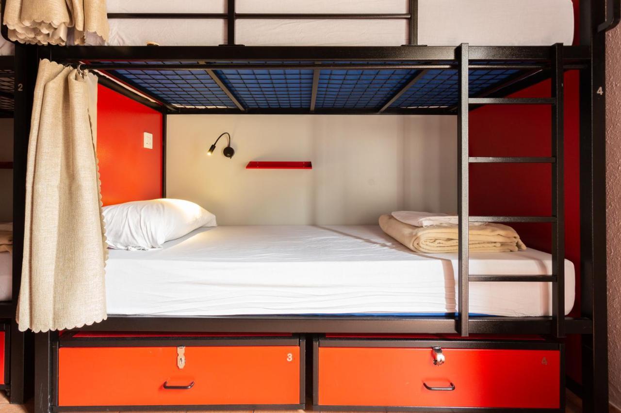 Mambo Tango Hostel Βαρκελώνη Εξωτερικό φωτογραφία