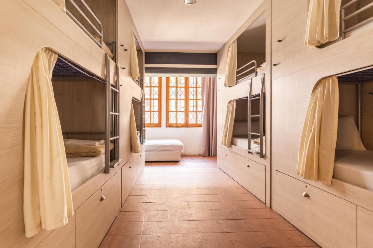 Mambo Tango Hostel Βαρκελώνη Εξωτερικό φωτογραφία