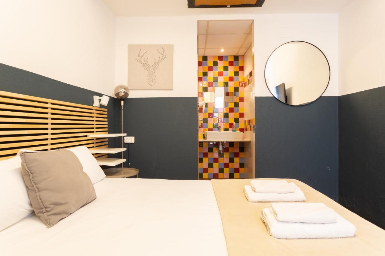 Mambo Tango Hostel Βαρκελώνη Εξωτερικό φωτογραφία