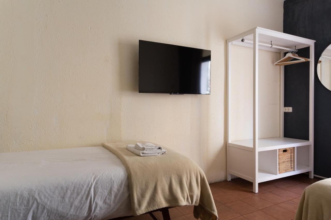 Mambo Tango Hostel Βαρκελώνη Εξωτερικό φωτογραφία