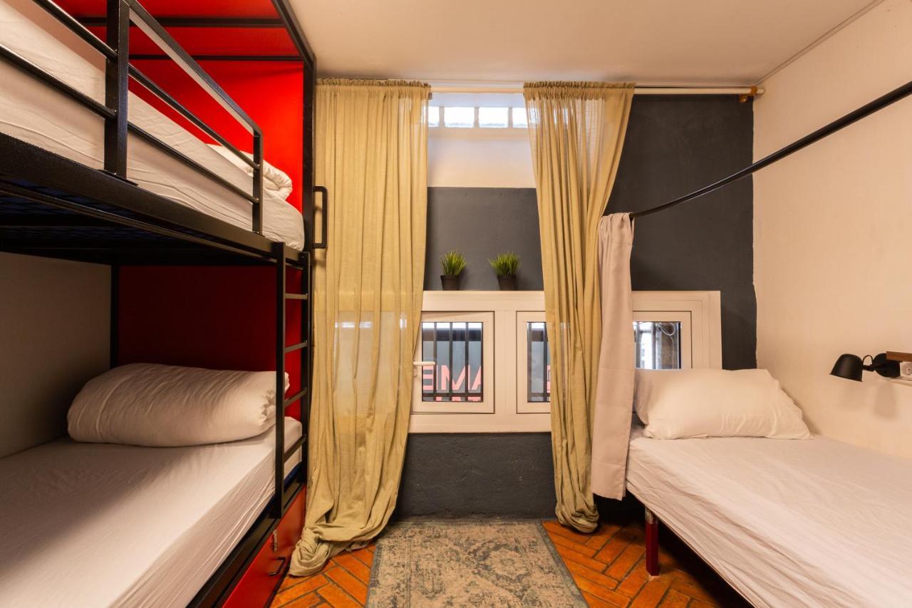 Mambo Tango Hostel Βαρκελώνη Εξωτερικό φωτογραφία