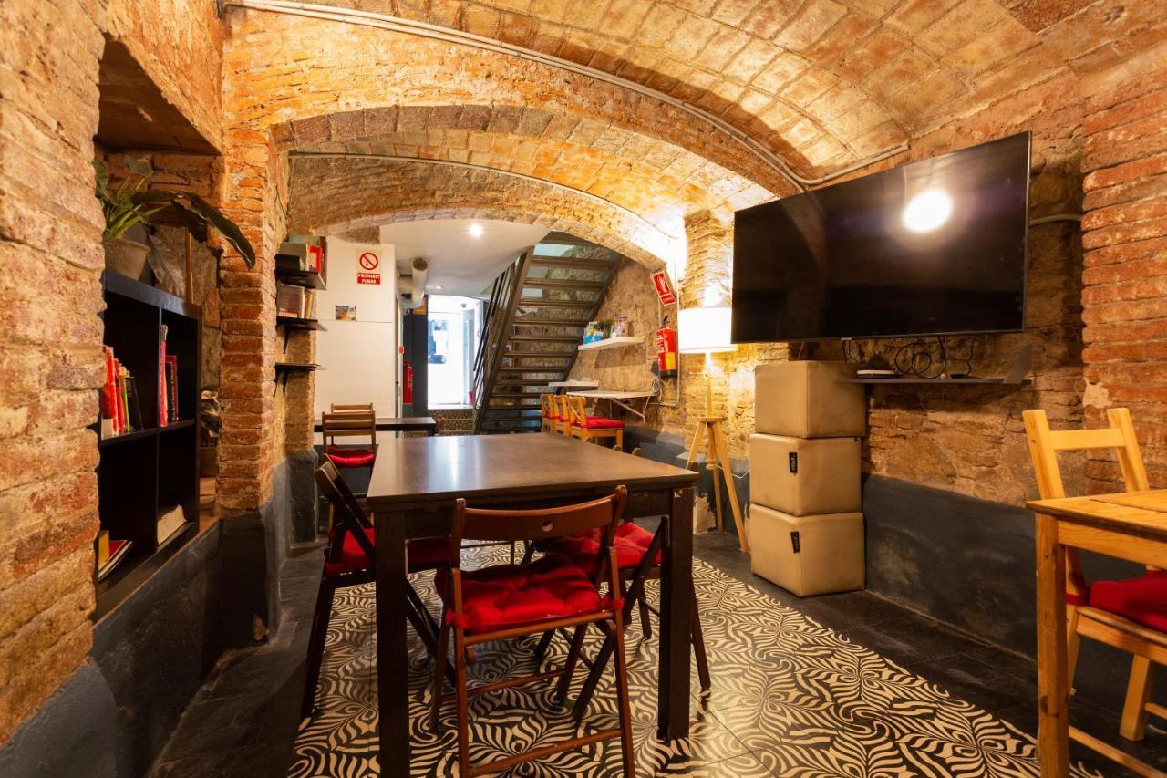 Mambo Tango Hostel Βαρκελώνη Εξωτερικό φωτογραφία